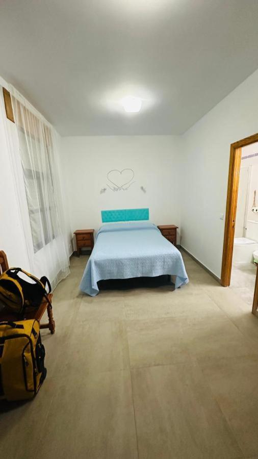 Hostal Extrelucia Calzadilla Exteriör bild